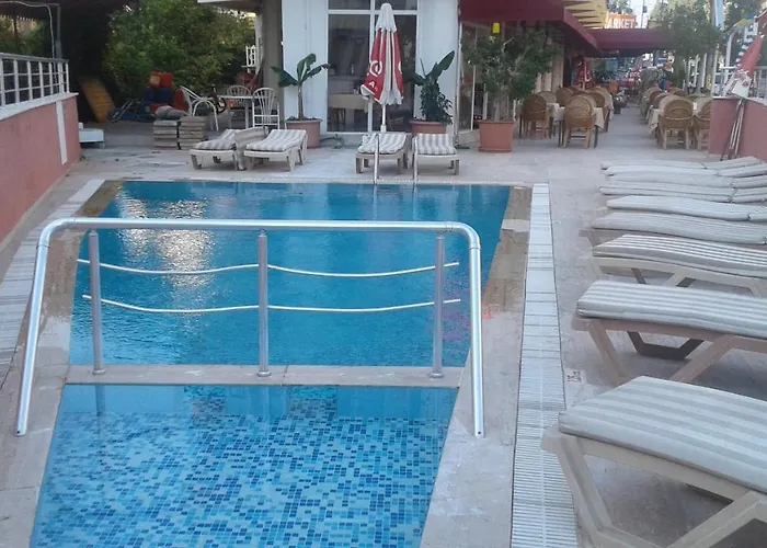 Ipek Apartotel Bed & Breakfast *